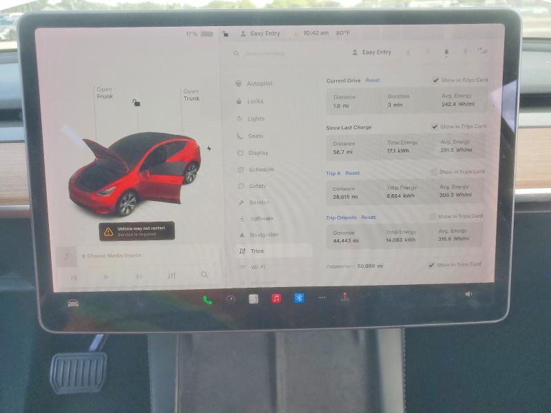 41588556 :رقم المزاد ، 7SAYGAEE2NF316438 vin ، 2022 Tesla Model Y مزاد بيع