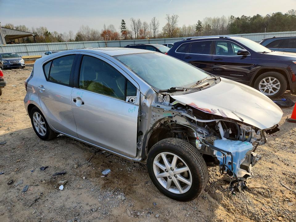 Продажа на аукционе авто 2015 Toyota Prius C, vin: JTDKDTB36F1089369, номер лота: 47433126