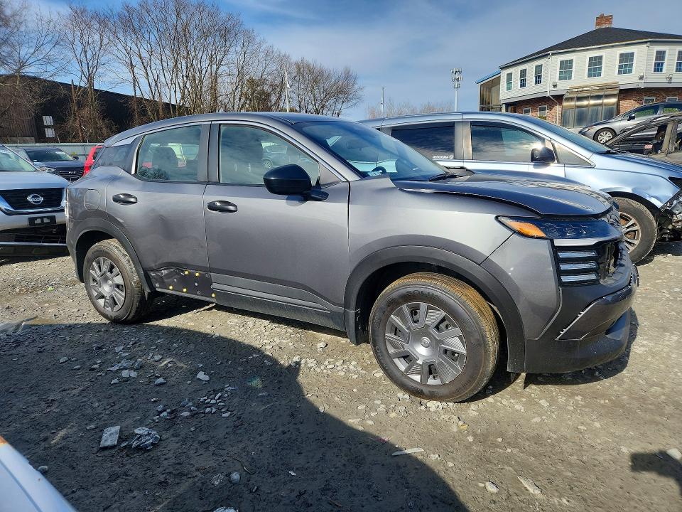 45782366 :رقم المزاد ، 3N8AP6BB8SL377929 vin ، 2025 Nissan Kicks مزاد بيع