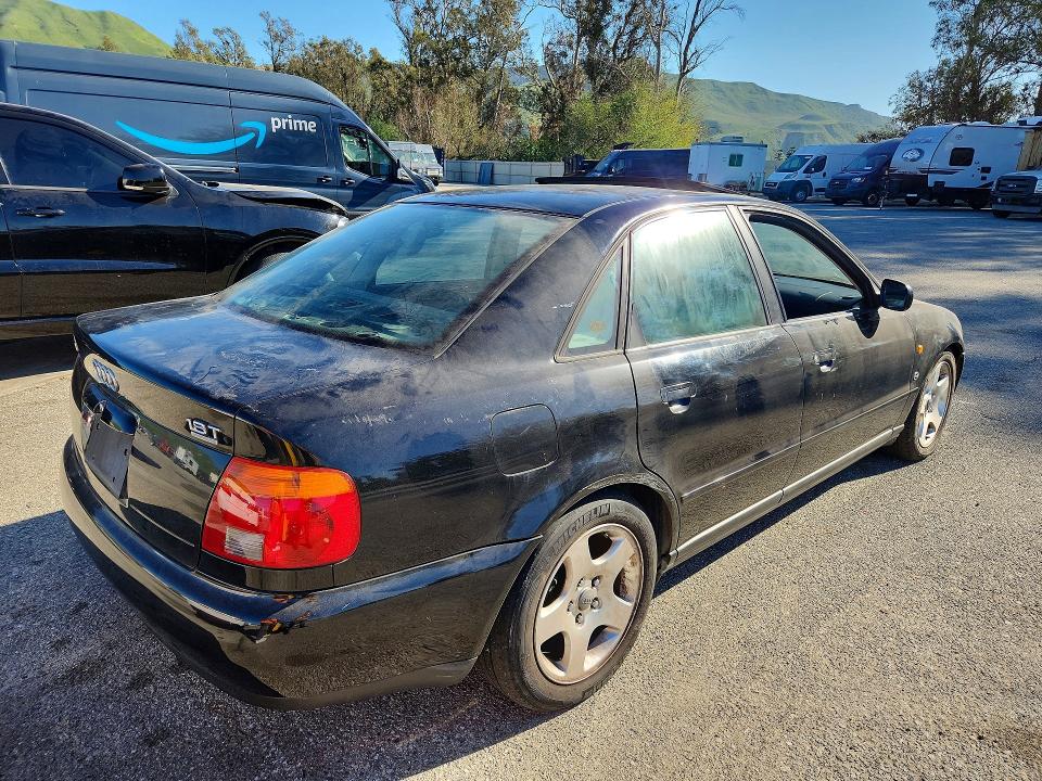 45692716 :رقم المزاد ، WAUCB88D7VA241548 vin ، 1997 Audi A4 مزاد بيع