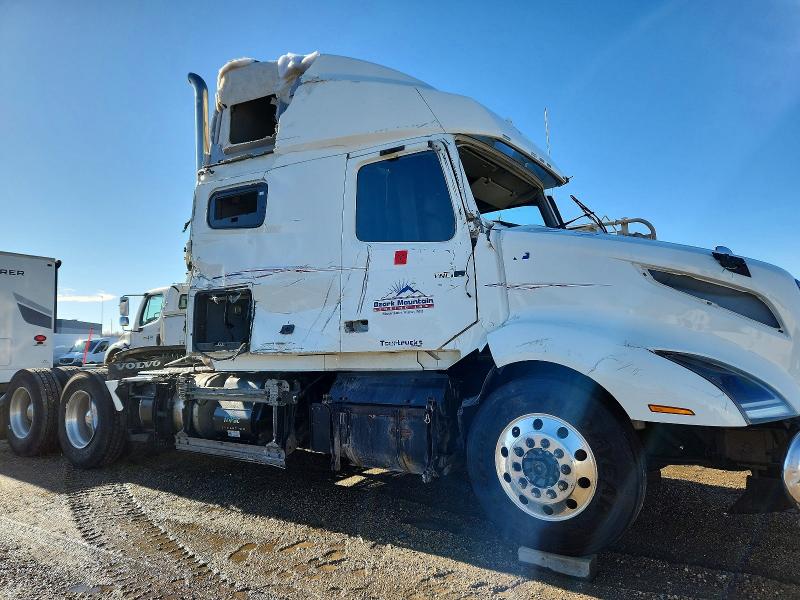 45997106 :رقم المزاد ، 4V4NC9EH9LN203769 vin ، 2020 Volvo Vn مزاد بيع