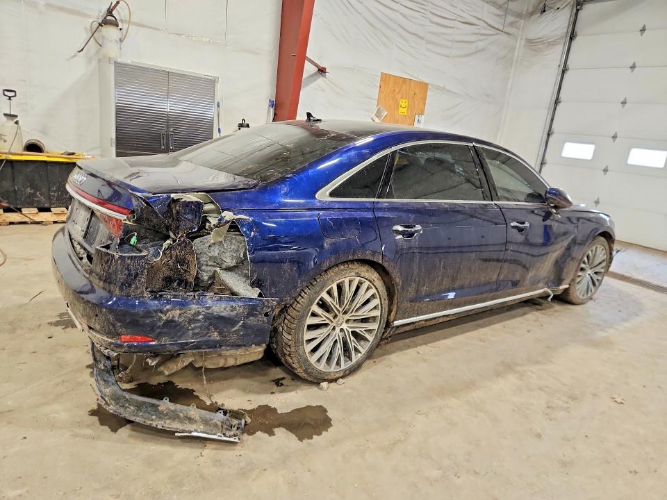 46446336 :رقم المزاد ، WAU8DAF81KN021100 vin ، 2019 Audi A8 مزاد بيع