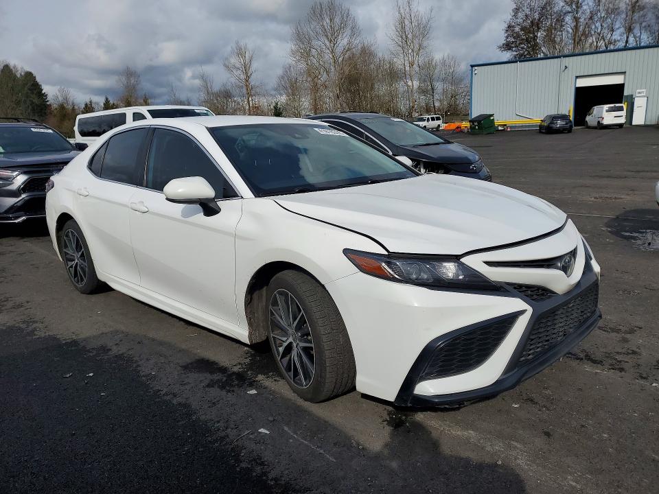 2021 Toyota Camry მანქანა იყიდება აუქციონზე, vin: 4T1G11AK7MU571738, აუქციონის ნომერი: 41816336