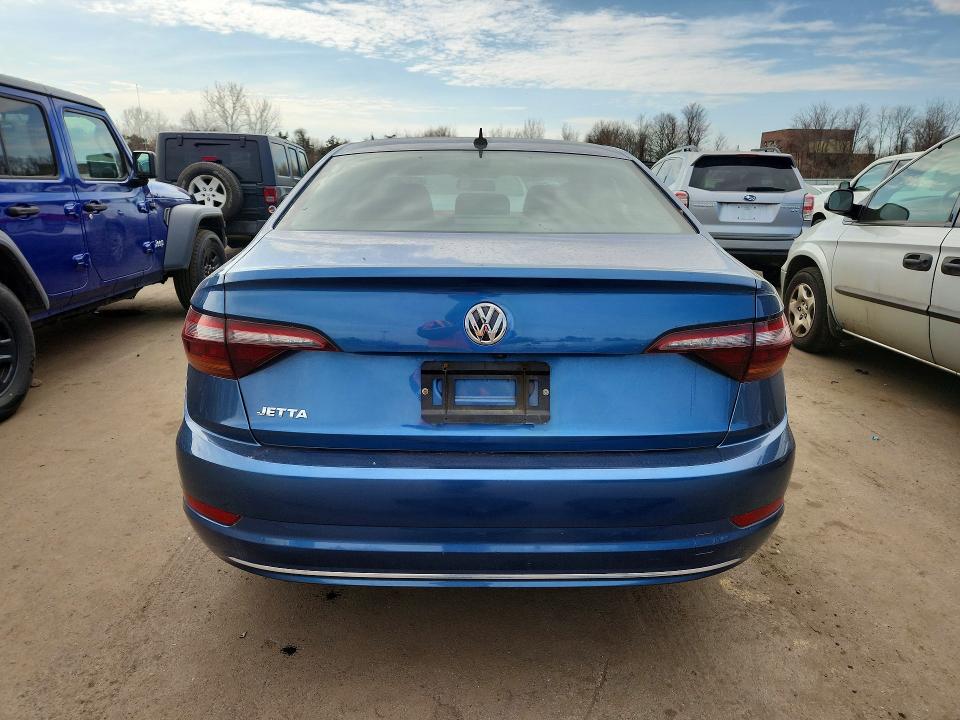 47387026 :رقم المزاد ، 3VWC57BU4KM056155 vin ، 2019 Volkswagen Jetta مزاد بيع