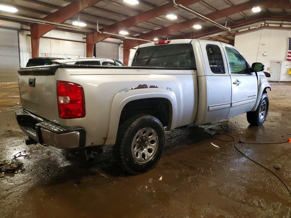 2011 Chevrolet Silverado მანქანა იყიდება აუქციონზე, vin: 1GCRKREA6BZ292985, აუქციონის ნომერი: 79198765