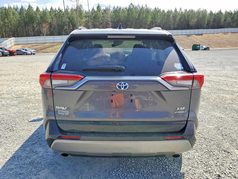 Auction sale of the 2024 Toyota Rav4 Hybrid, vin: 4T3E6RFV4RU143201, lot number: 45593656