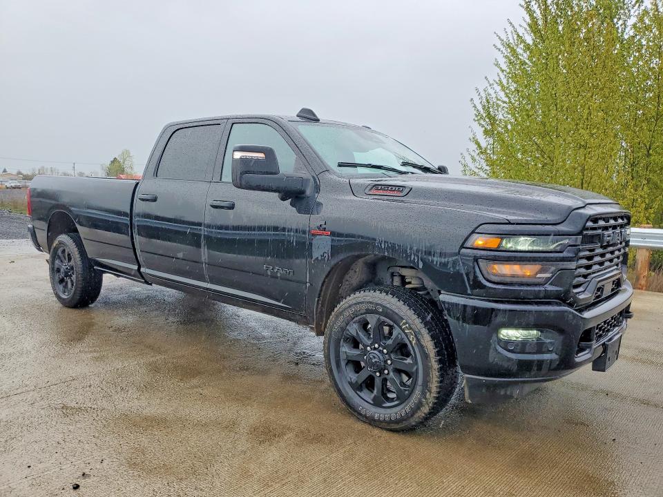 41864256 :رقم المزاد ، 3C63R3HL1SG534620 vin ، 2025 Ram 3500 مزاد بيع
