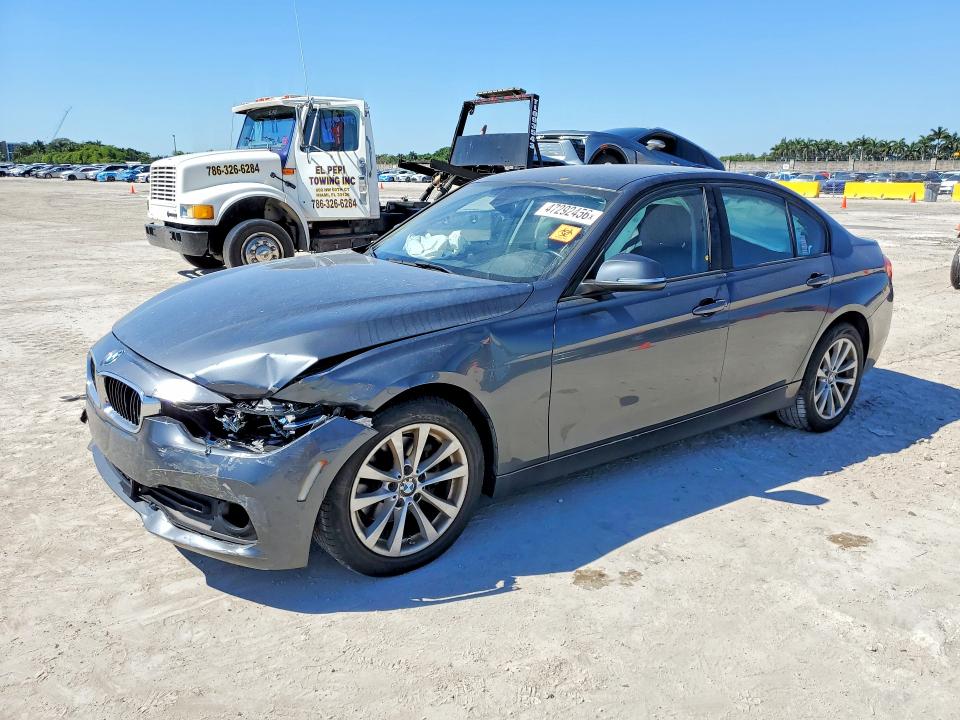 47292456 :رقم المزاد ، WBA8A9C59JAH13387 vin ، 2018 Bmw 320 مزاد بيع