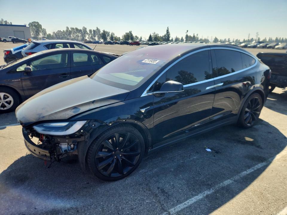 Auction sale of the 2017 Tesla Model X, vin: 5YJXCBE28HF060844, lot number: 47115456