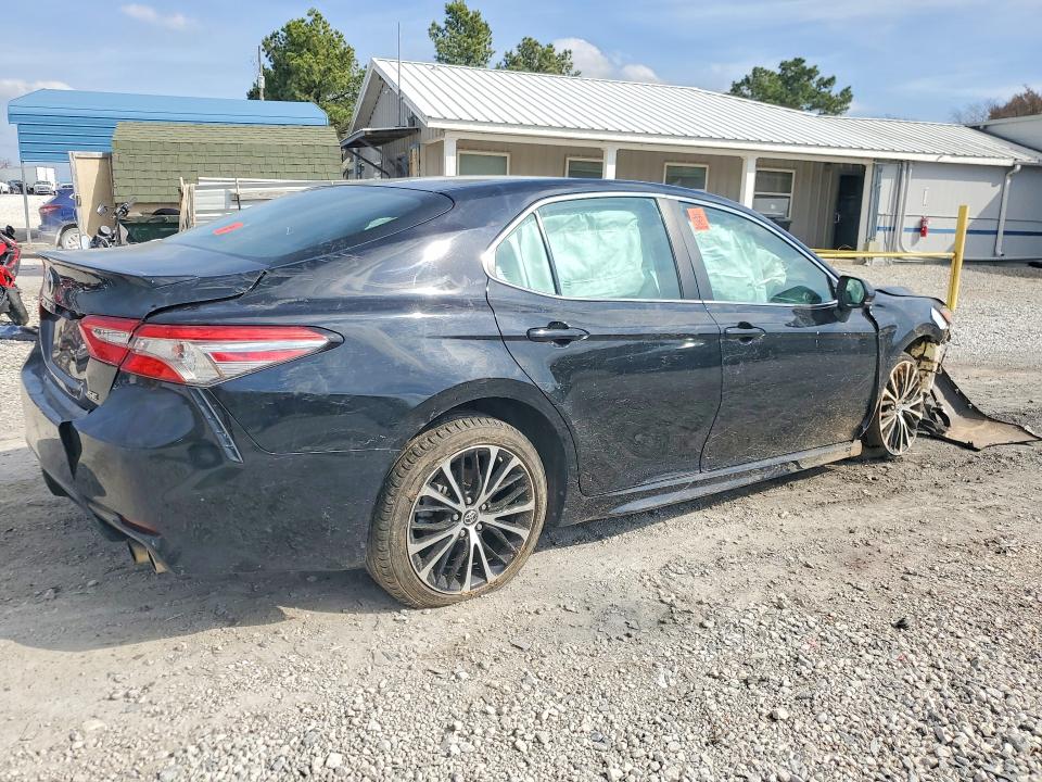 Продаж на аукціоні авто 2018 Toyota Camry, vin: 4T1B11HKXJU661767, номер лоту: 79099425