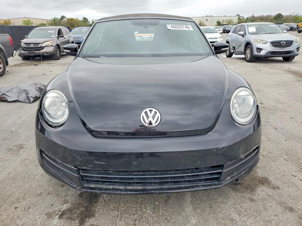 46029746 :رقم المزاد ، 3VW517AT8EM819456 vin ، 2014 Volkswagen Beetle مزاد بيع
