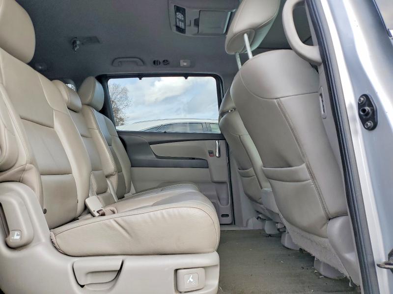 41805266 :رقم المزاد ، 5FNRL5H69FB509809 vin ، 2015 Honda Odyssey مزاد بيع