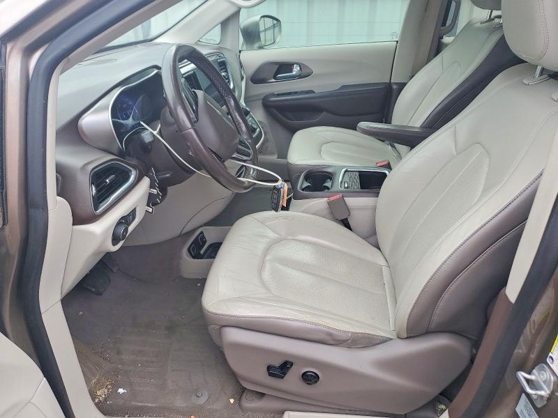 47691086 :رقم المزاد ، 2C4RC1EGXHR743700 vin ، 2017 Chrysler Pacifica مزاد بيع