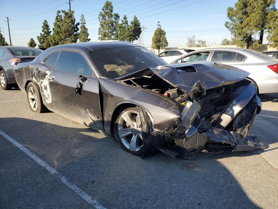 47204046 :رقم المزاد ، 2C3CDZAGXMH542665 vin ، 2021 Dodge Challenger مزاد بيع