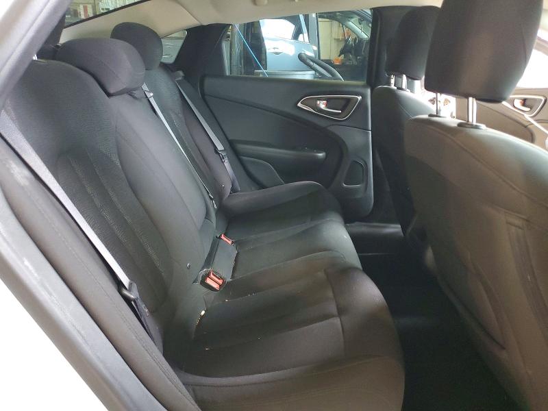 41794486 :رقم المزاد ، 1C3CCCAB2GN112922 vin ، 2016 Chrysler 200 مزاد بيع