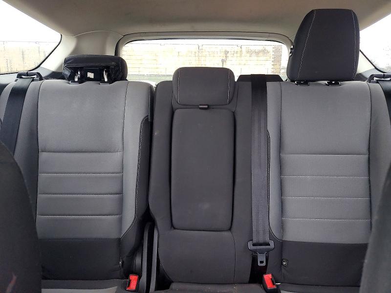 79899245 :رقم المزاد ، 1FMCU0GX4GUB04204 vin ، 2016 Ford Escape مزاد بيع