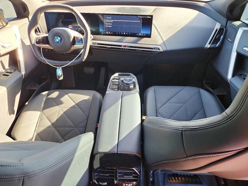 46040556 :رقم المزاد ، WB543CF04TCV02588 vin ، 2026 Bmw Ix مزاد بيع
