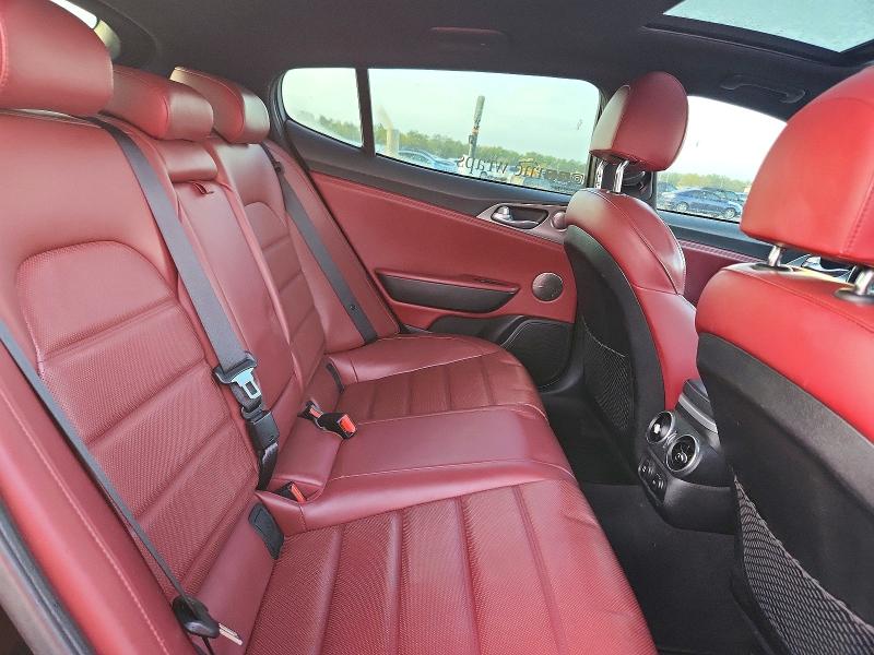 Продажа на аукционе авто 2018 Kia Stinger, vin: KNAE55LC6J6022798, номер лота: 45824616