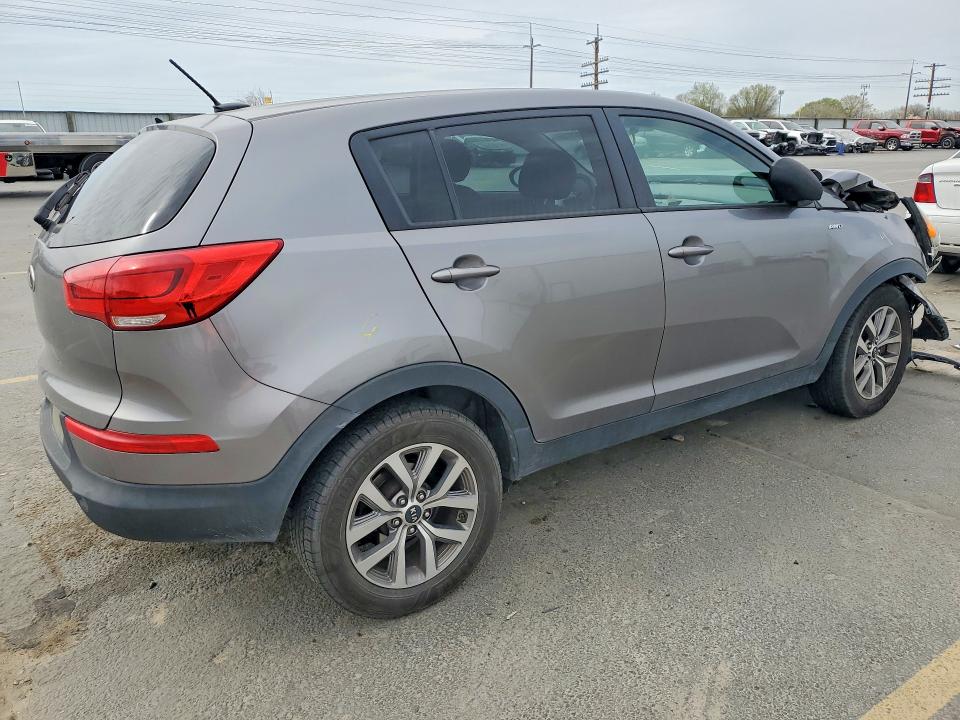 47077786 :رقم المزاد ، KNDPBCAC1G7844780 vin ، 2016 Kia Sportage مزاد بيع