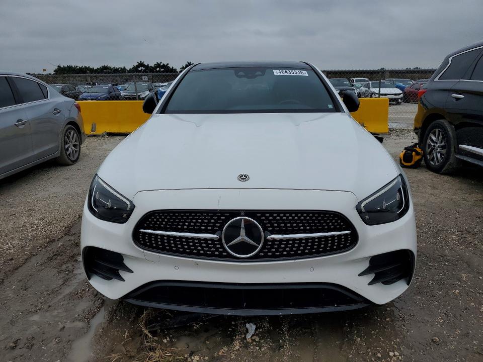 2021 Mercedes-benz E მანქანა იყიდება აუქციონზე, vin: W1KZF8DBXMA920742, აუქციონის ნომერი: 46435346