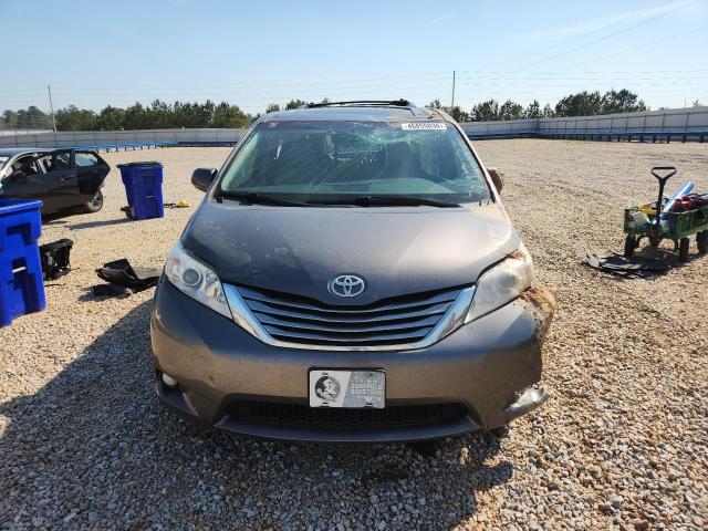 Auction sale of the 2017 Toyota Sienna, vin: 5TDYZ3DC7HS838839, lot number: 46855036