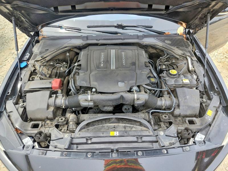 47872216 :رقم المزاد ، SAJAE4BV7HA962955 vin ، 2017 Jaguar Xe مزاد بيع