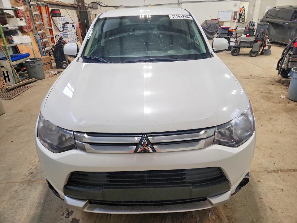 Продаж на аукціоні авто 2015 Mitsubishi Outlander, vin: JA4AZ2A34FZ600999, номер лоту: 47191716