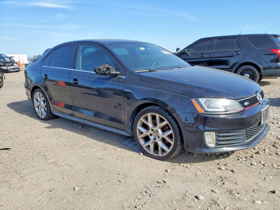 46127956 :رقم المزاد ، 3VW5T7AJ0EM326251 vin ، 2014 Volkswagen Jetta مزاد بيع