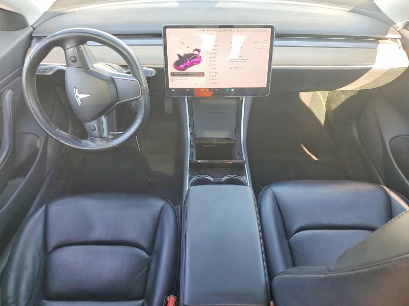 46400276 :رقم المزاد ، 5YJ3E1EA2JF052187 vin ، 2018 Tesla Model 3 مزاد بيع