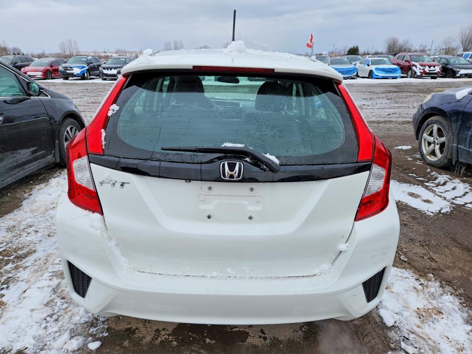Продажа на аукционе авто 2015 Honda Fit, vin: 3HGGK5H54FM110983, номер лота: 46182136
