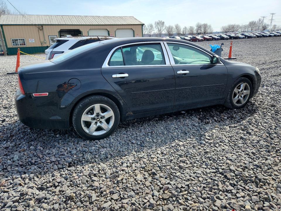46927096 :رقم المزاد ، 1G1ZB5E14BF351406 vin ، 2011 Chevrolet Malibu مزاد بيع