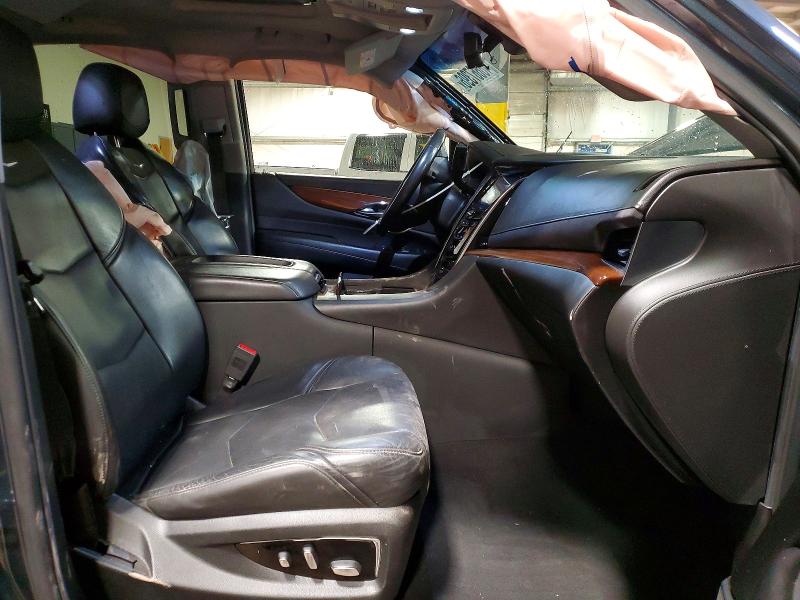 46667396 :رقم المزاد ، 1GYS4JKJ5KR183302 vin ، 2019 Cadillac Escalade مزاد بيع