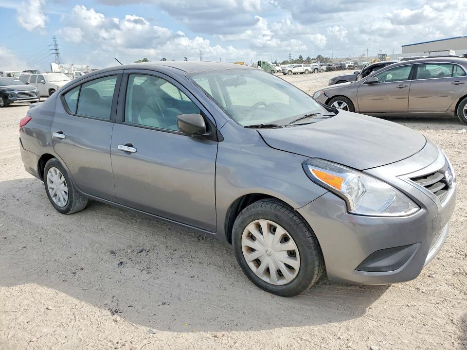 41644316 :رقم المزاد ، 3N1CN7APXHL861531 vin ، 2017 Nissan Versa مزاد بيع
