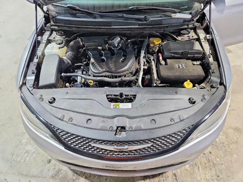 79702265 :رقم المزاد ، 1C3CCCBG5GN100273 vin ، 2016 Chrysler 200 مزاد بيع