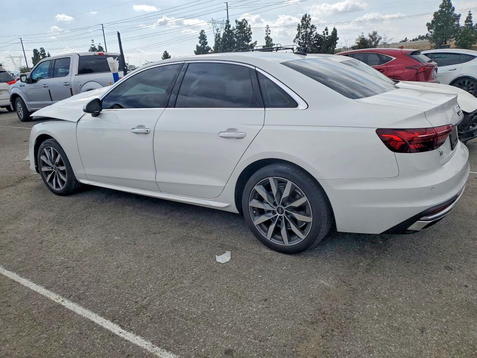Продажа на аукционе авто 2021 Audi A4, vin: WAUABAF44MA052873, номер лота: 45694606