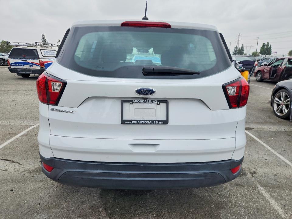 2019 Ford Escape მანქანა იყიდება აუქციონზე, vin: 1FMCU0F70KUC34765, აუქციონის ნომერი: 48009906