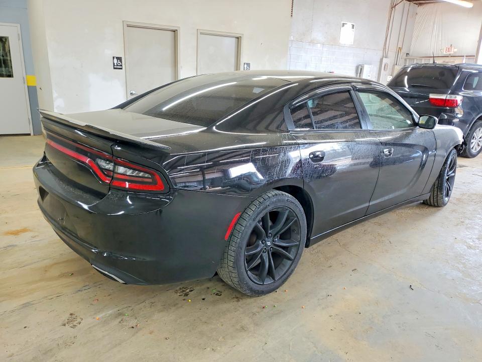 47339976 :رقم المزاد ، 2C3CDXBG4HH537017 vin ، 2017 Dodge Charger مزاد بيع