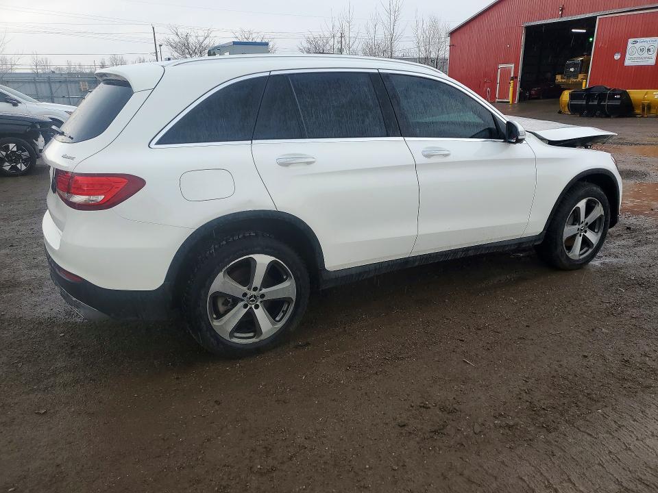 2017 Mercedes-benz Glc მანქანა იყიდება აუქციონზე, vin: WDC0G4KB2HV011950, აუქციონის ნომერი: 47882346