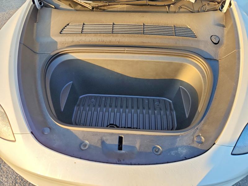 45616186 :رقم المزاد ، 7SAYGDED8RF154488 vin ، 2024 Tesla Model Y مزاد بيع