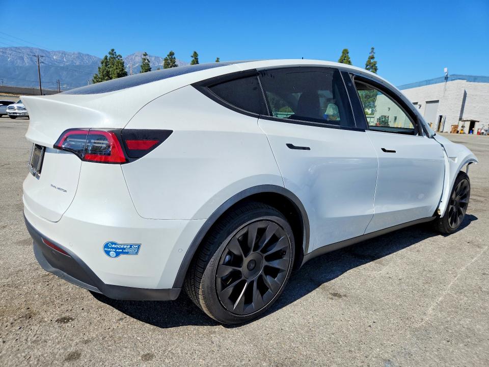 Продажа на аукционе авто 2021 Tesla Model Y, vin: 5YJYGDEE3MF244890, номер лота: 46458416