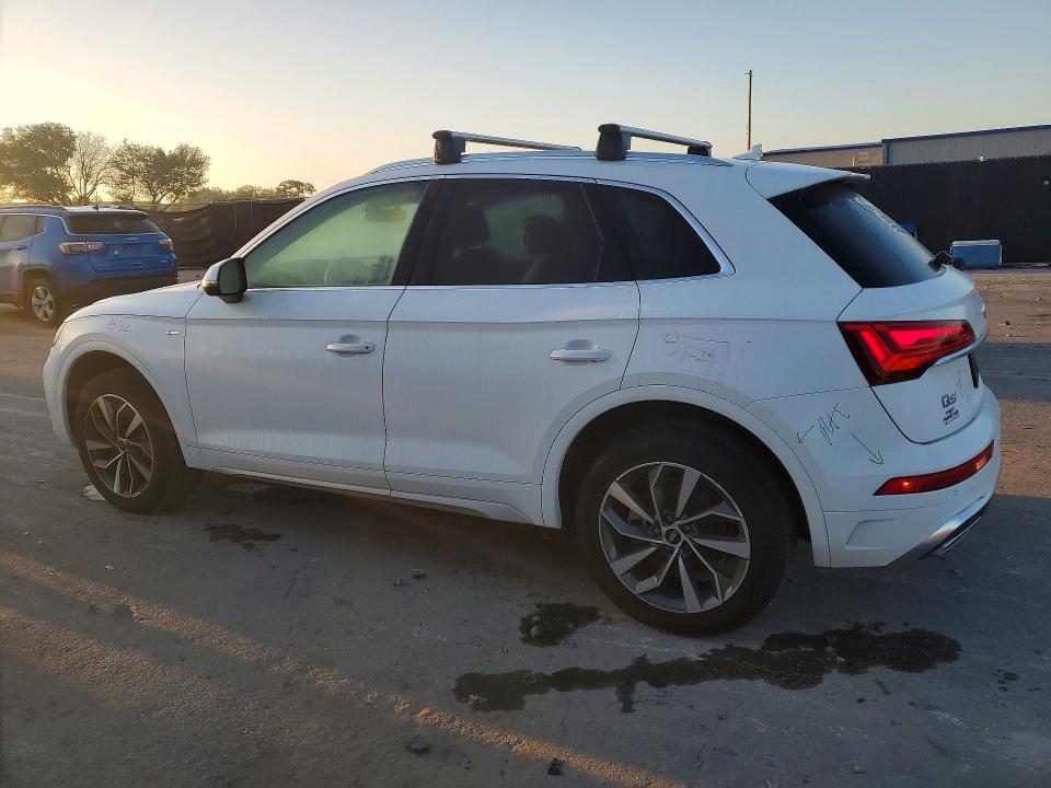 46821776 :رقم المزاد ، WA1EAAFY4P2075931 vin ، 2023 Audi Q5 مزاد بيع