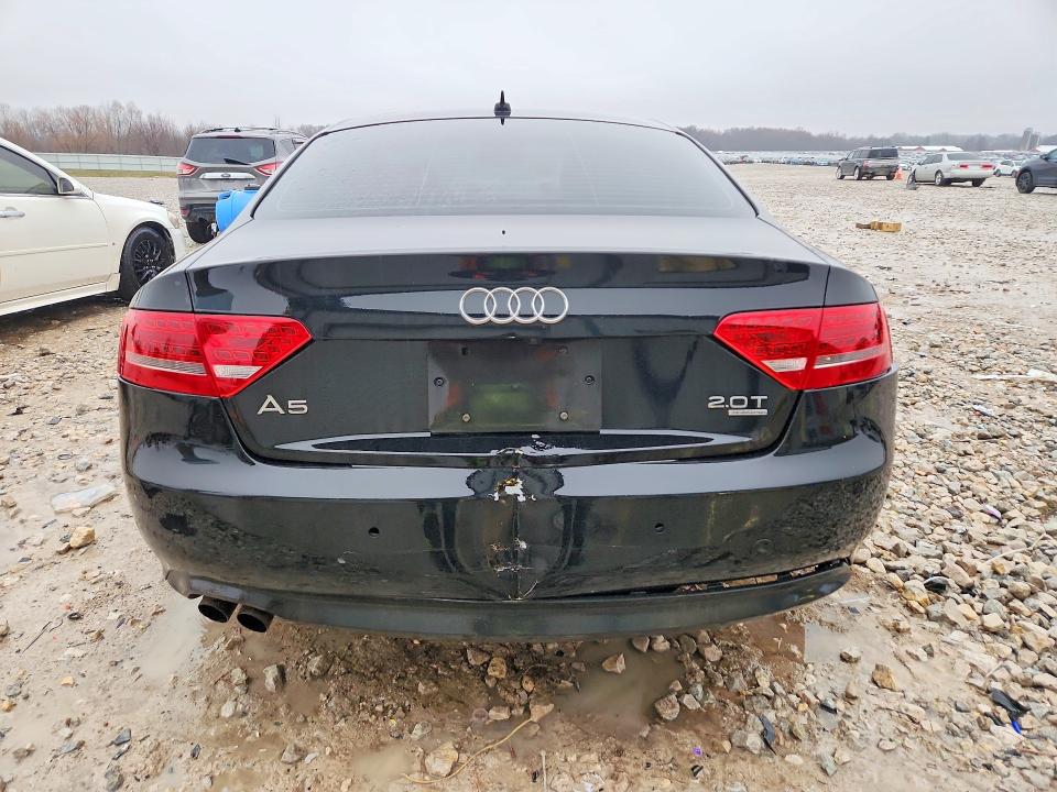 Продаж на аукціоні авто 2011 Audi A5, vin: WAULFAFR0BA056425, номер лоту: 45643716