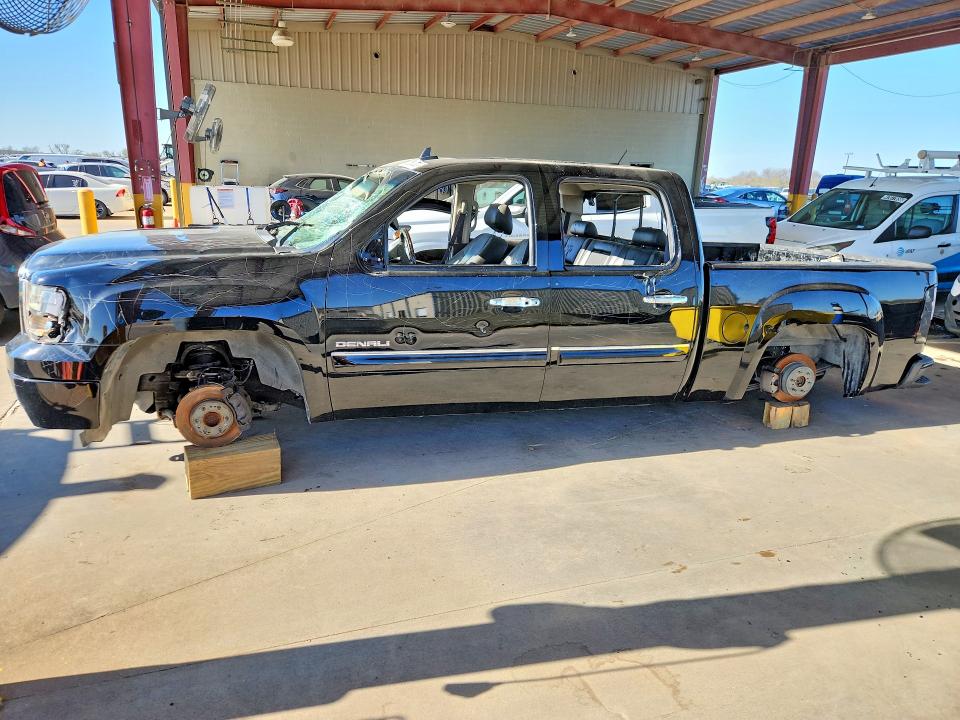 46755476 :رقم المزاد ، 3GTP1XE21BG111847 vin ، 2011 Gmc Sierra مزاد بيع