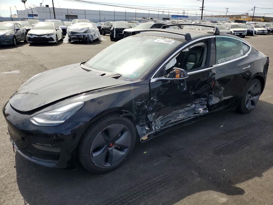 47786486 :رقم المزاد ، 5YJ3E1EA2LF606475 vin ، 2020 Tesla Model 3 مزاد بيع