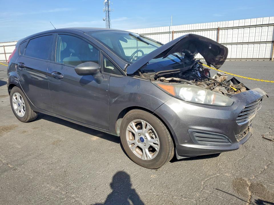 41668276 :رقم المزاد ، 3FADP4EJ1GM174713 vin ، 2016 Ford Fiesta مزاد بيع