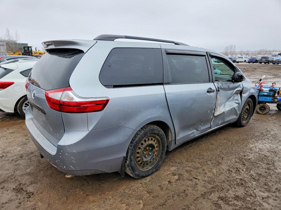 Продаж на аукціоні авто 2016 Toyota Sienna, vin: 5TDZK3DC1GS699556, номер лоту: 79914355