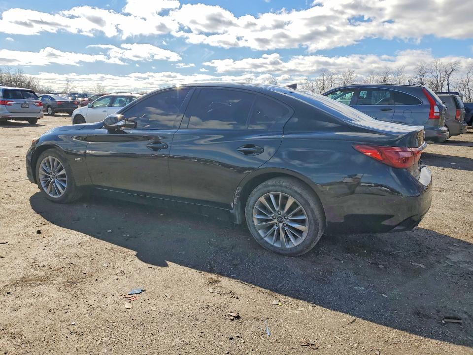 41931756 :رقم المزاد ، JN1EV7AR7JM436435 vin ، 2018 Infiniti Q50 مزاد بيع