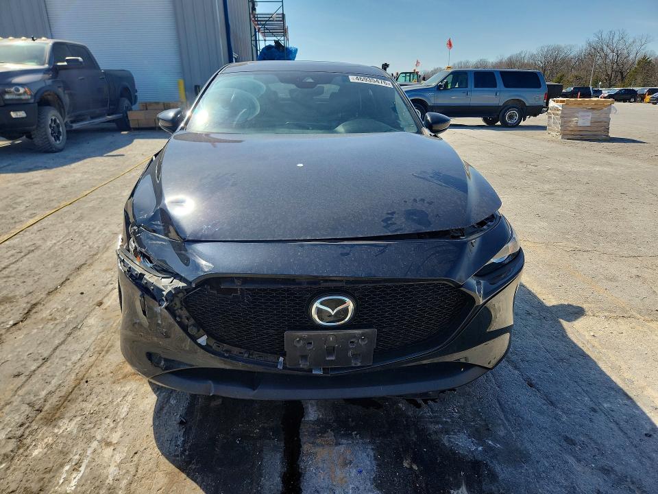46935476 :رقم المزاد ، JM1BPBLL8M1400586 vin ، 2021 Mazda 3 مزاد بيع