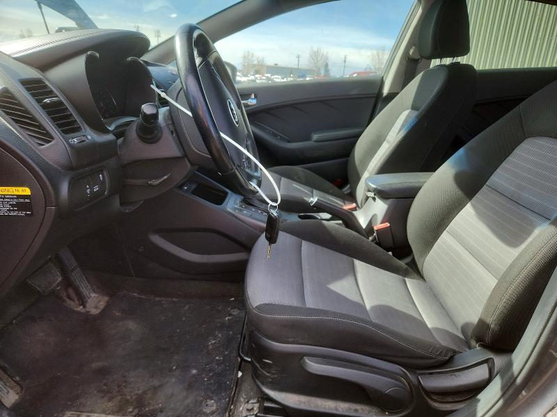 2015 Kia Forte მანქანა იყიდება აუქციონზე, vin: KNAFX4A87F5435768, აუქციონის ნომერი: 46667566