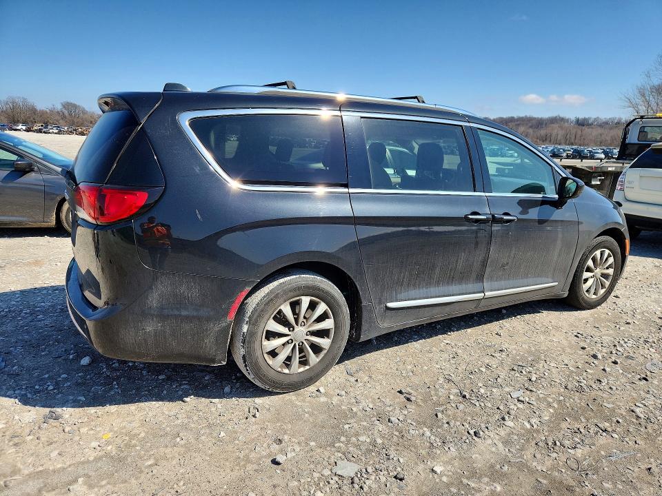 2018 Chrysler Pacifica მანქანა იყიდება აუქციონზე, vin: 2C4RC1EG7JR352381, აუქციონის ნომერი: 79550055